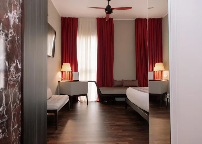 Hotel 10 Keys Mediolan