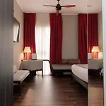 Hotel 10 Keys Milán