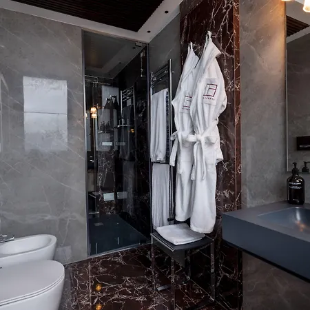 Hotel 10 Keys 4*